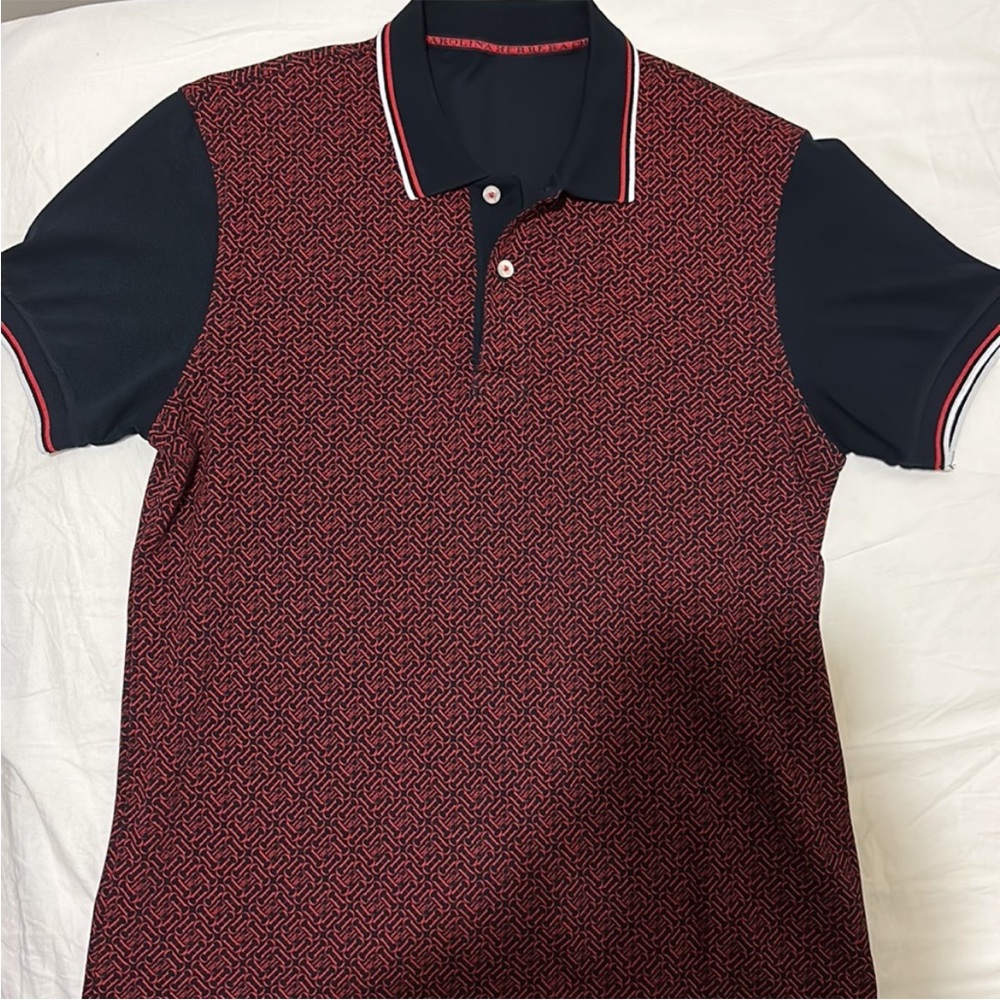 NWOT’s Carolina Herrera Polo Shirt Men’s Size Small